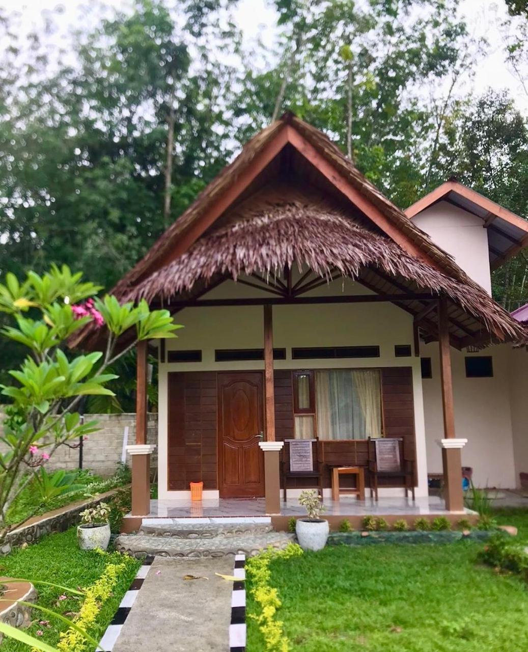 R5 Keramba Inn Bukit Lawang Bagian luar foto